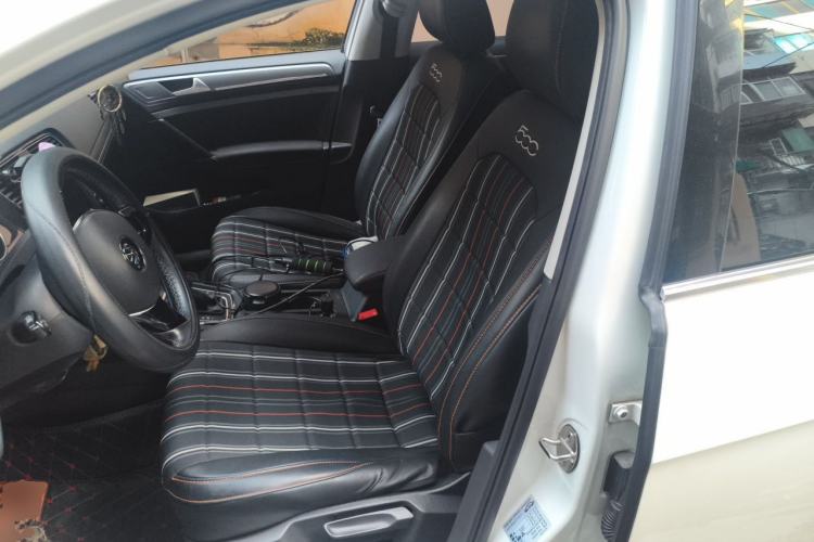 Used Volkswagen Golf 2017 1.6L Automatic Comfort Million-Vehicle Anniversary Edition Left Front Seat