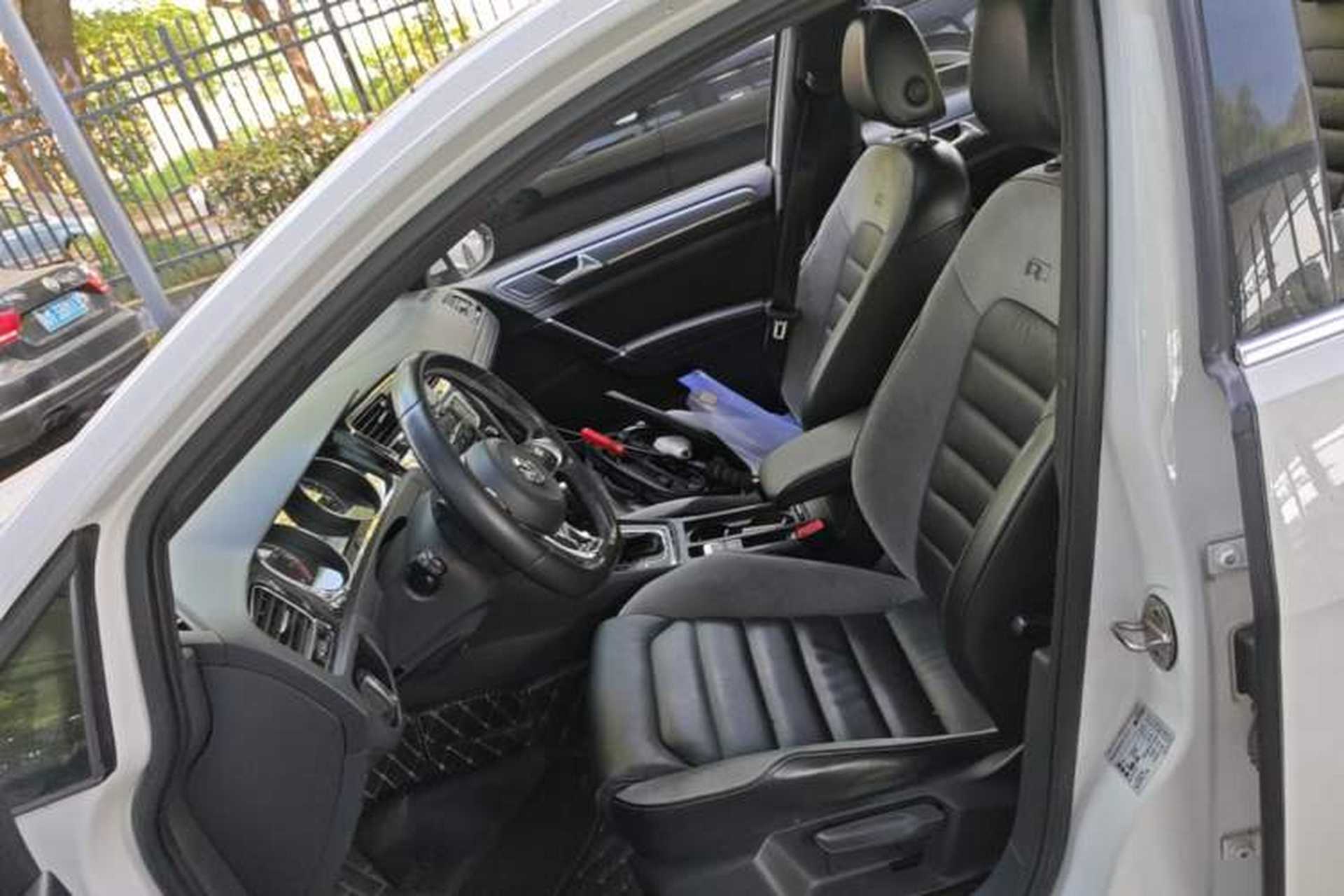 Used Volkswagen Golf 2017 280TSI Automatic R-Line Million-Vehicle Commemorative Edition Left Front Seat