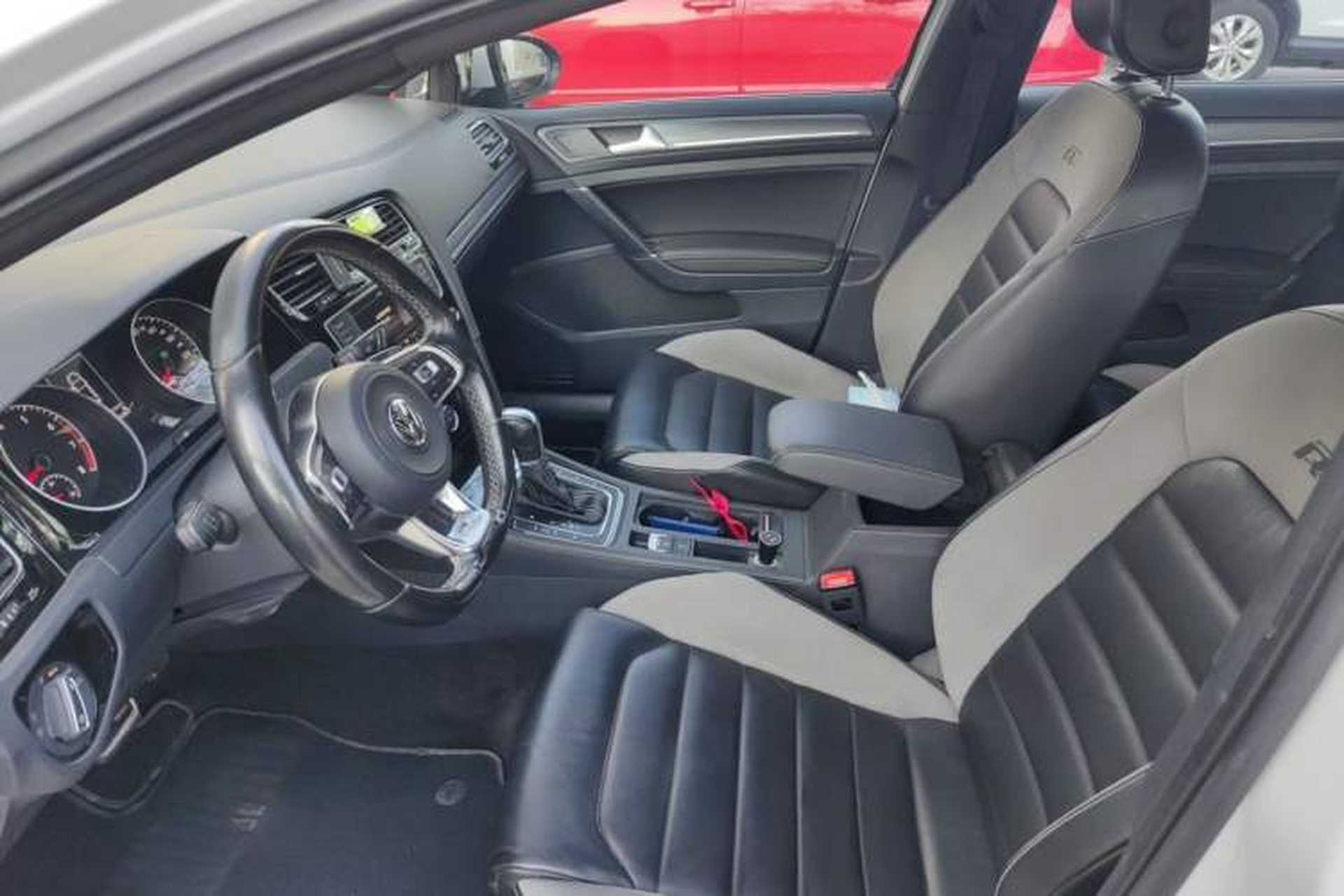 Used Volkswagen Golf 2017 280TSI Automatic R-Line Million-Vehicle Commemorative Edition Left Front Seat