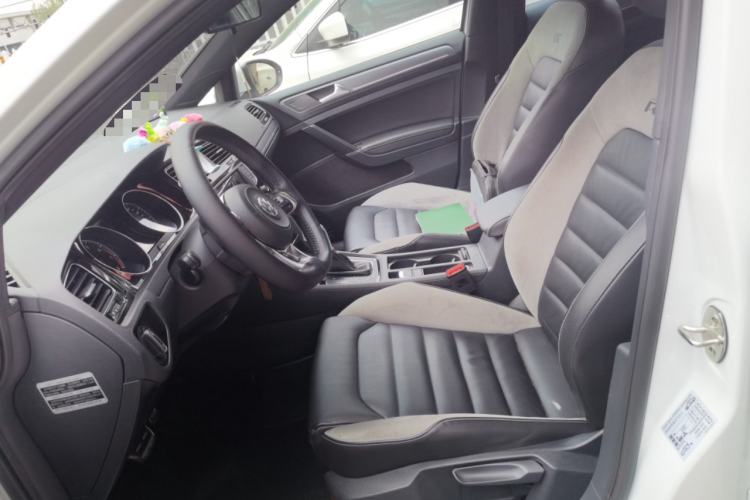 Used Volkswagen Golf 2017 280TSI Automatic R-Line Million-Vehicle Commemorative Edition Left Front Seat