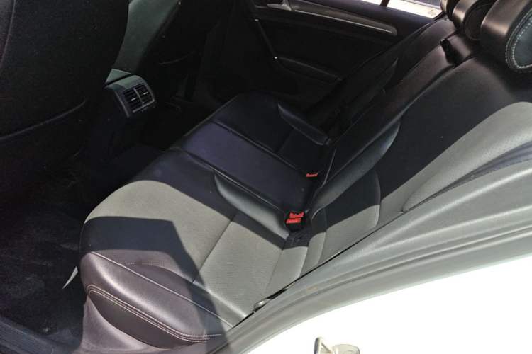 Used Volkswagen Golf 2017 230TSI Automatic Comfort Edition – Celebrating Milestone of One Million Units Left Rear Seat