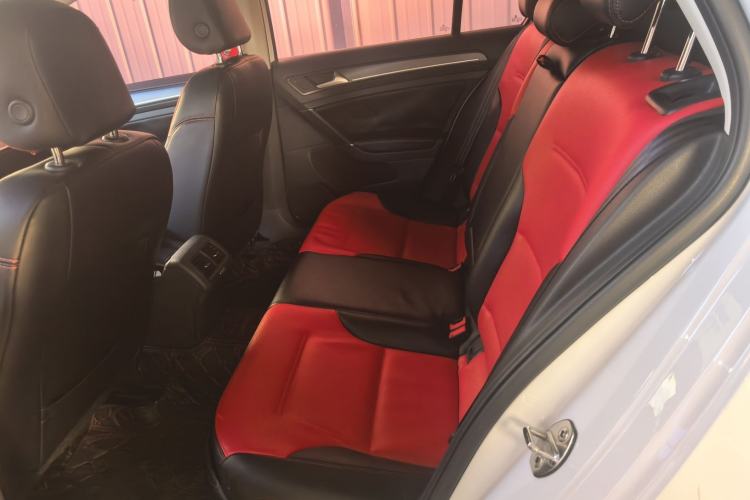 Used Volkswagen Golf 2017 230TSI Manual Comfort Edition – Celebrating Milestone of One Million Units Left Rear Seat