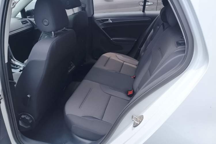 Used Volkswagen Golf 2017 230TSI Automatic Comfort Edition – Celebrating Milestone of One Million Units Left Rear Seat