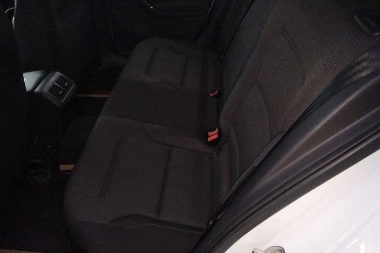 Used Volkswagen Golf 2017 230TSI Automatic Comfort Edition – Celebrating Milestone of One Million Units Left Rear Seat