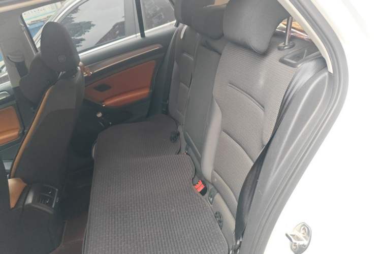 Used Volkswagen Golf 2017 230TSI Automatic Comfort Edition – Celebrating Milestone of One Million Units Left Rear Seat
