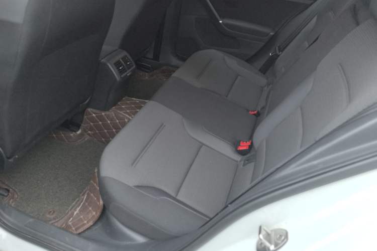 Used Volkswagen Golf 2017 230TSI Automatic Comfort Edition – Celebrating Milestone of One Million Units Left Rear Seat