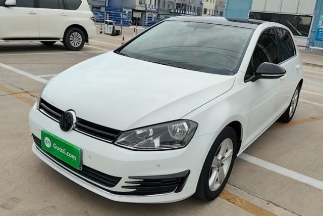 Used Volkswagen Golf 2017 1.6L Automatic Comfort Million-Vehicle Anniversary Edition