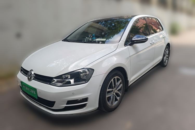 Used Volkswagen Golf 2017 230TSI Automatic Luxury Million-Vehicle Commemorative Edition Guazi used car, China used car export, Used car for sale, Used  cars, Cheapest cars for sale