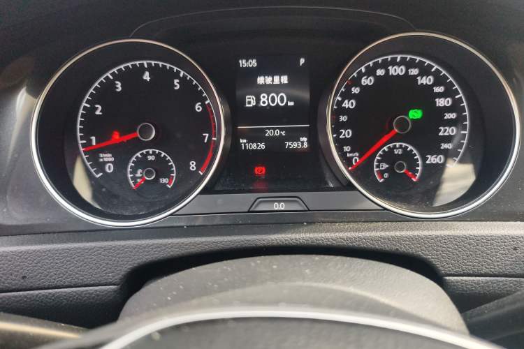 Used Volkswagen Golf 2017 230TSI Automatic Luxury Million-Vehicle Commemorative Edition Odometer Close Up