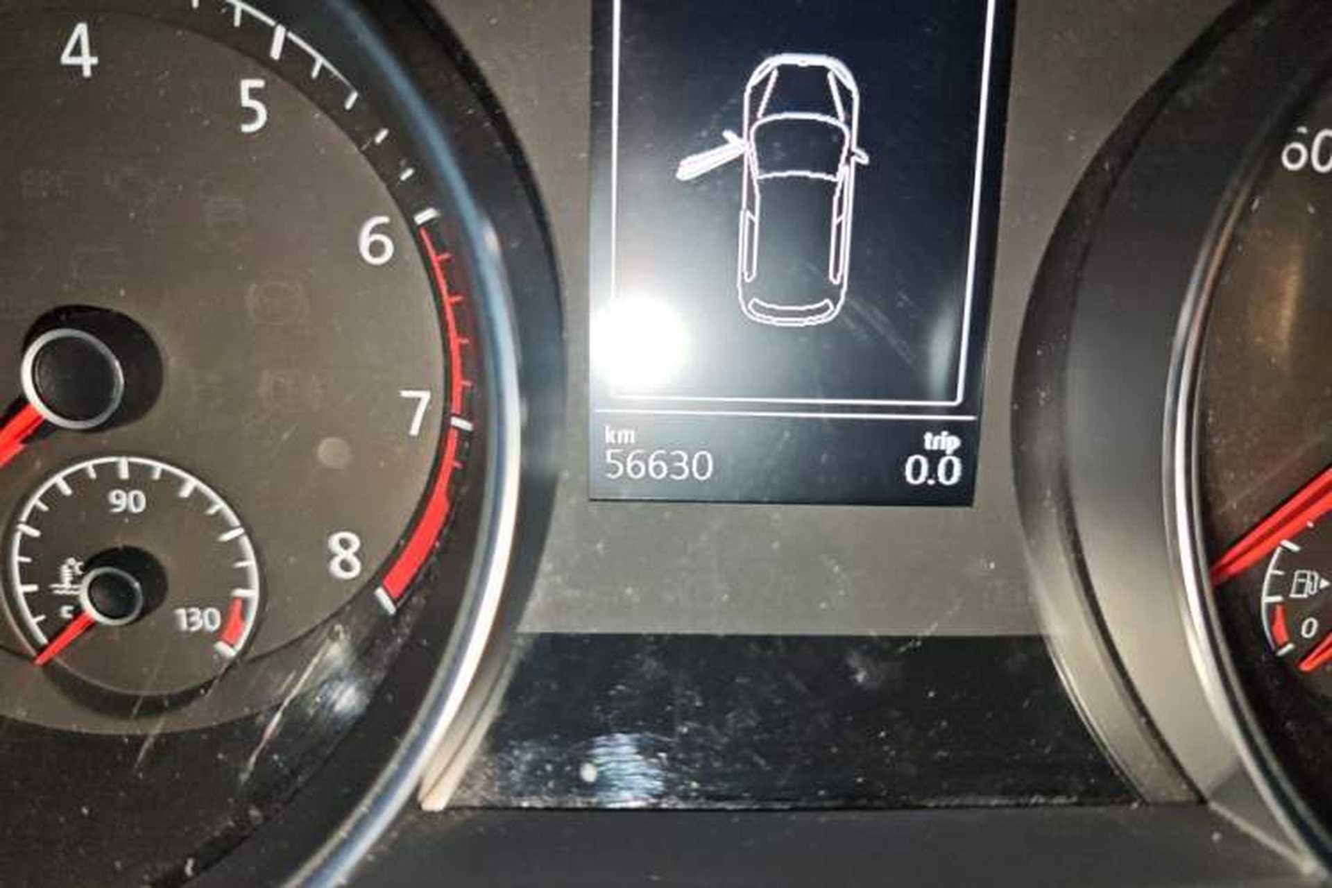 Used Volkswagen Golf 2017 230TSI Automatic Comfort Edition – Celebrating Milestone of One Million Units Odometer Close Up
