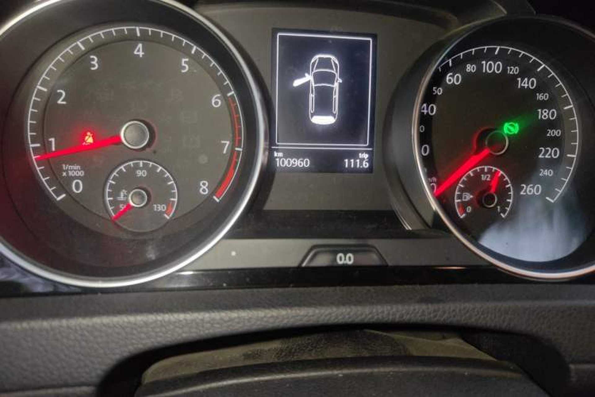 Used Volkswagen Golf 2017 280TSI Automatic R-Line Million-Vehicle Commemorative Edition Odometer Close Up
