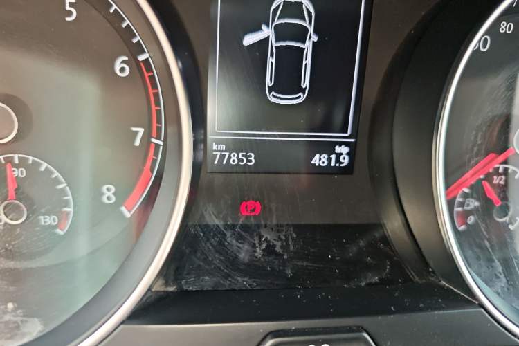 Used Volkswagen Golf 2017 230TSI Automatic Luxury Million-Vehicle Commemorative Edition Odometer Close Up