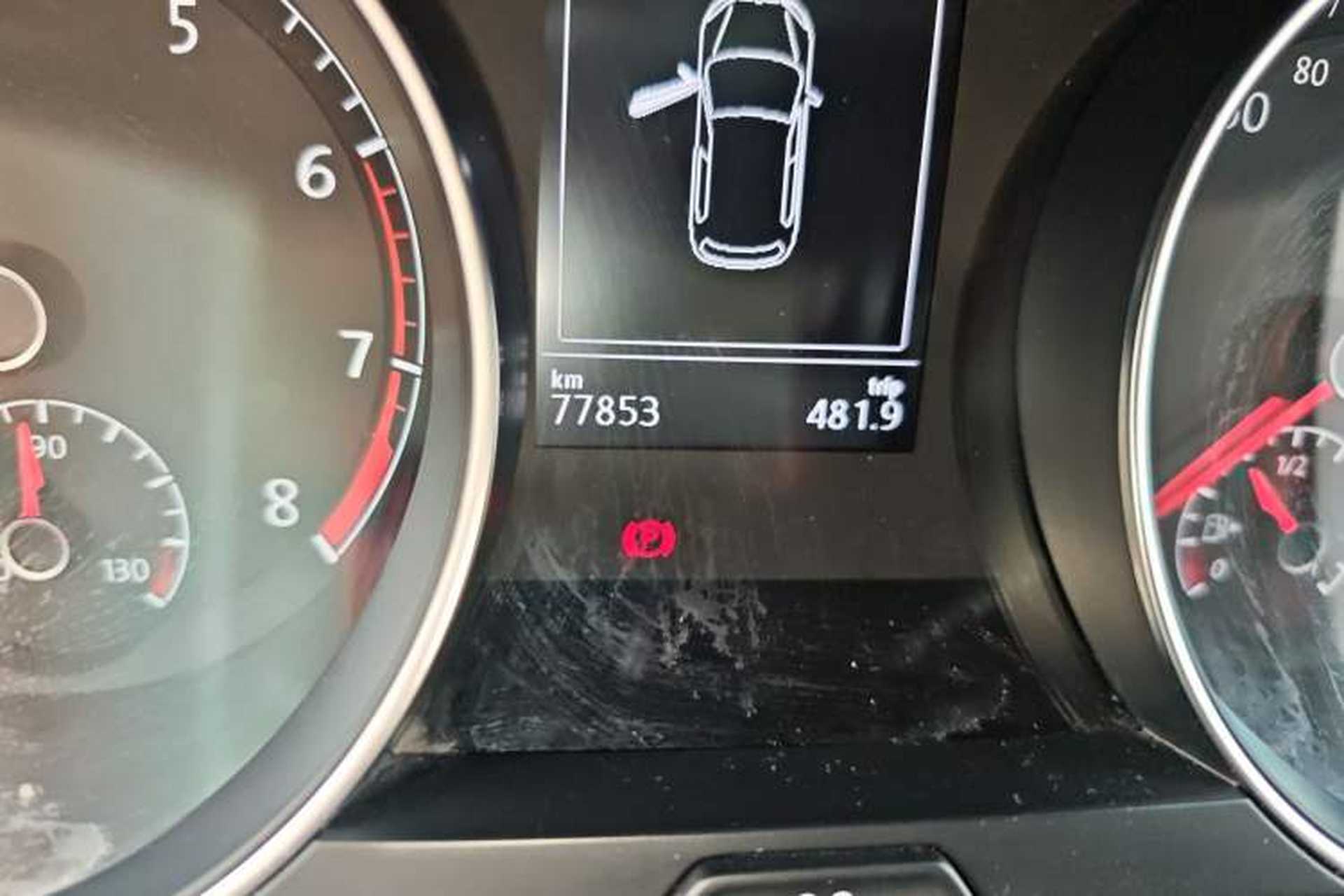 Used Volkswagen Golf 2017 230TSI Automatic Luxury Million-Vehicle Commemorative Edition Odometer Close Up