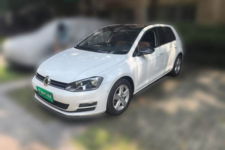 Used Volkswagen Golf 2017 230TSI Automatic Comfort Edition – Celebrating Milestone of One Million Units Guazi used car, China used car export, Used car for sale, Used  cars, Cheapest cars for sale