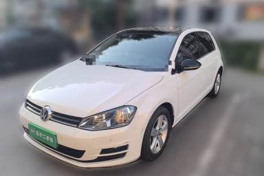 Used Volkswagen Golf 2017 1.6L Automatic Comfort Million-Vehicle Anniversary Edition