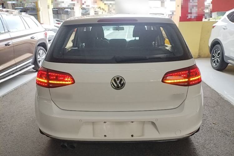 Used Volkswagen Golf 2017 230TSI Automatic Comfort Edition – Celebrating Milestone of One Million Units Rear