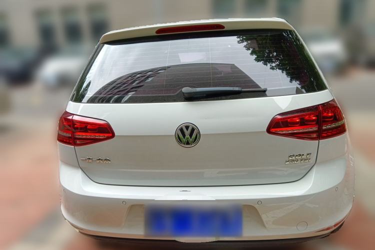 Used Volkswagen Golf 2017 230TSI Automatic Comfort Edition – Celebrating Milestone of One Million Units Rear