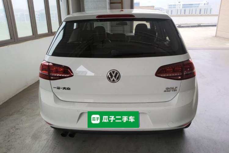 Used Volkswagen Golf 2017 230TSI Automatic Comfort Edition – Celebrating Milestone of One Million Units Rear