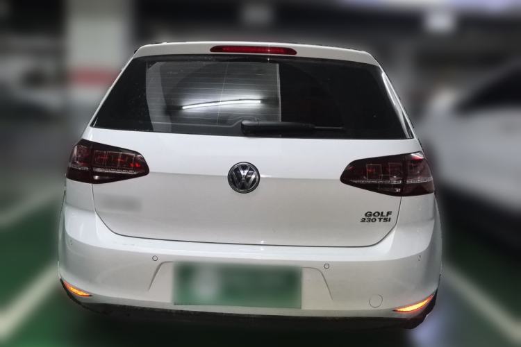 Used Volkswagen Golf 2017 230TSI Automatic Comfort Edition – Celebrating Milestone of One Million Units Rear