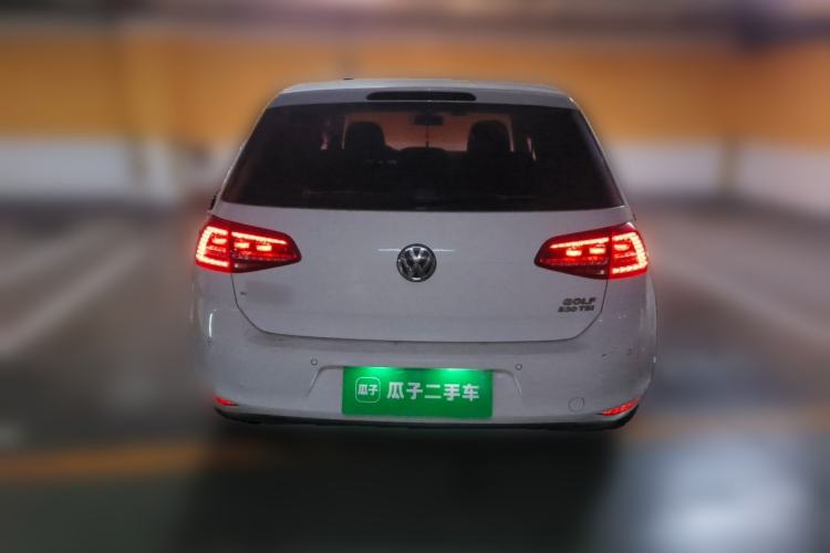 Used Volkswagen Golf 2017 230TSI Automatic Comfort Edition – Celebrating Milestone of One Million Units Rear