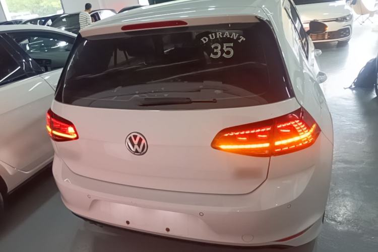 Used Volkswagen Golf 2017 280TSI Automatic R-Line Million-Vehicle Commemorative Edition Rear