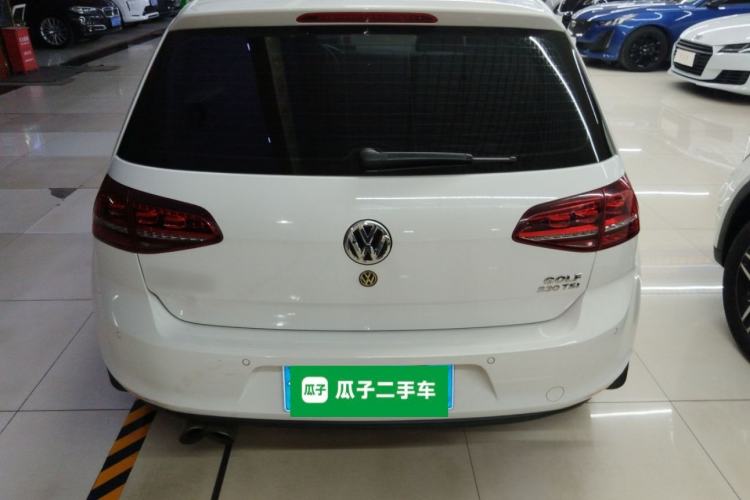 Used Volkswagen Golf 2017 230TSI Automatic Comfort Edition – Celebrating Milestone of One Million Units Rear