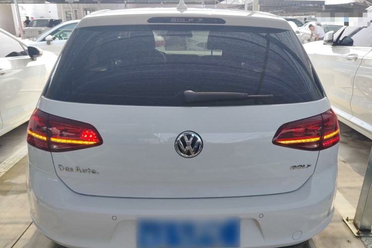 Used Volkswagen Golf 2017 1.6L Automatic Comfort Million-Vehicle Anniversary Edition Rear