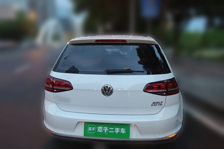 Used Volkswagen Golf 2017 230TSI Automatic Comfort Edition – Celebrating Milestone of One Million Units Rear