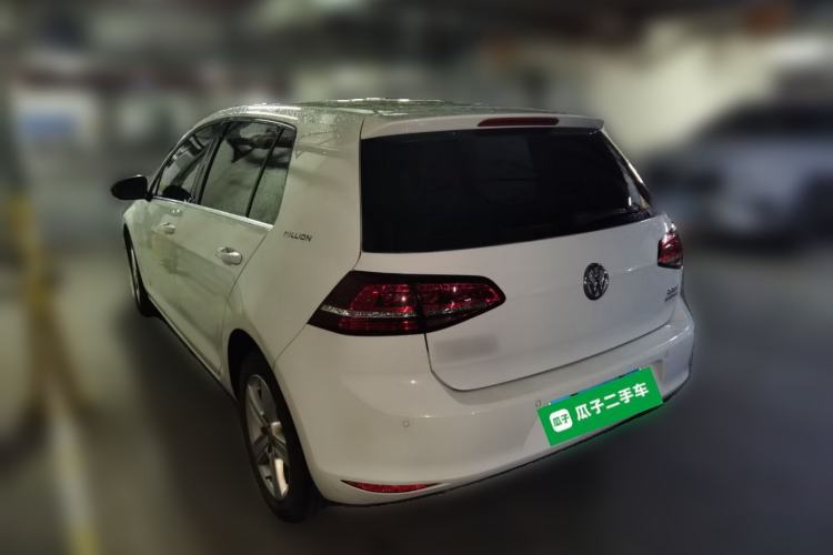 Used Volkswagen Golf 2017 230TSI Automatic Comfort Edition – Celebrating Milestone of One Million Units Rear Left 45 Deg