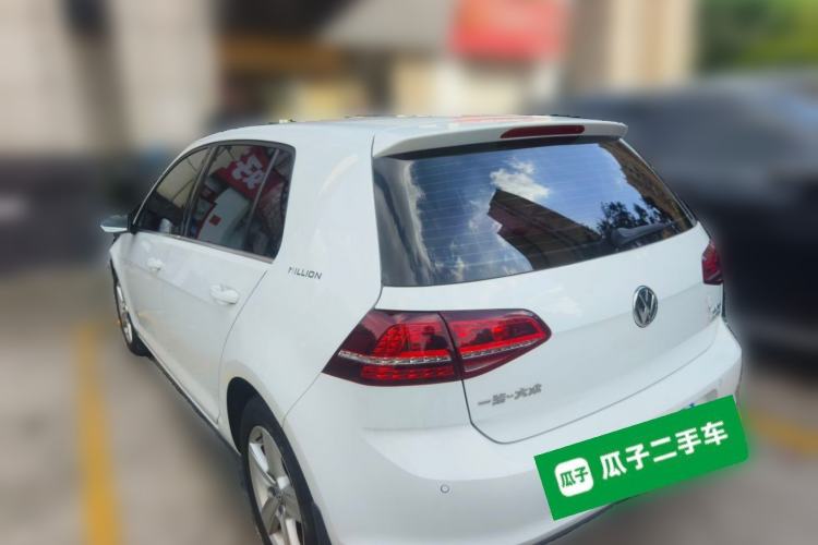 Used Volkswagen Golf 2017 230TSI Automatic Comfort Edition – Celebrating Milestone of One Million Units Rear Left 45 Deg