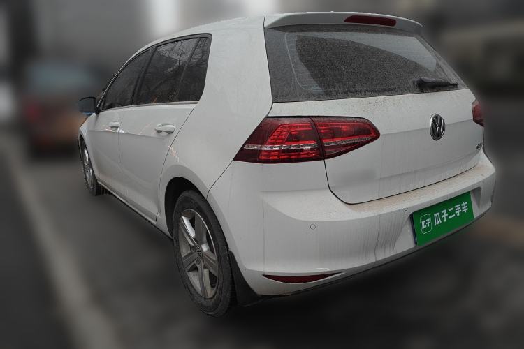 Used Volkswagen Golf 2017 1.6L Automatic Comfort Million-Vehicle Anniversary Edition Rear Left 45 Deg
