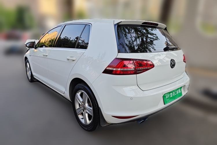 Used Volkswagen Golf 2017 230TSI Automatic Comfort Edition – Celebrating Milestone of One Million Units Rear Left 45 Deg