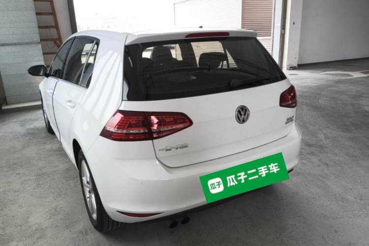 Used Volkswagen Golf 2017 230TSI Automatic Comfort Edition – Celebrating Milestone of One Million Units Rear Left 45 Deg