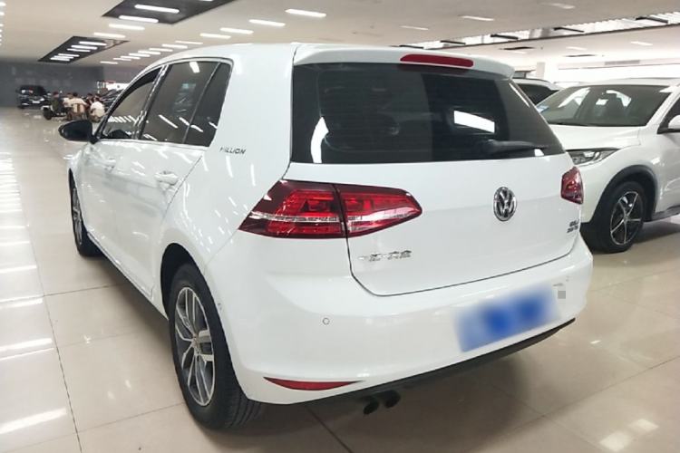 Used Volkswagen Golf 2017 230TSI Automatic Luxury Million-Vehicle Commemorative Edition Rear Left 45 Deg