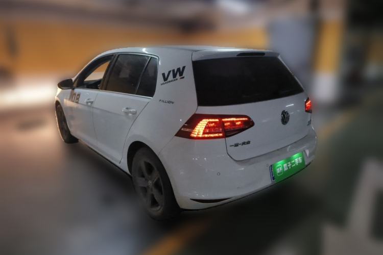 Used Volkswagen Golf 2017 230TSI Automatic Comfort Edition – Celebrating Milestone of One Million Units Rear Left 45 Deg