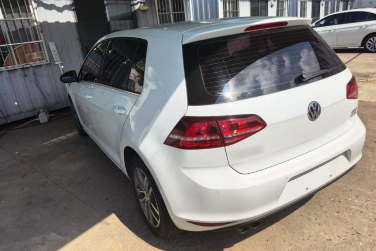 Used Volkswagen Golf 2017 230TSI Automatic Luxury Million-Vehicle Commemorative Edition Rear Left 45 Deg