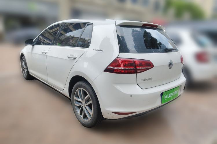 Used Volkswagen Golf 2017 230TSI Automatic Luxury Million-Vehicle Commemorative Edition Rear Left 45 Deg