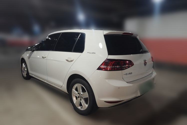 Used Volkswagen Golf 2017 230TSI Automatic Comfort Edition – Celebrating Milestone of One Million Units Rear Left 45 Deg