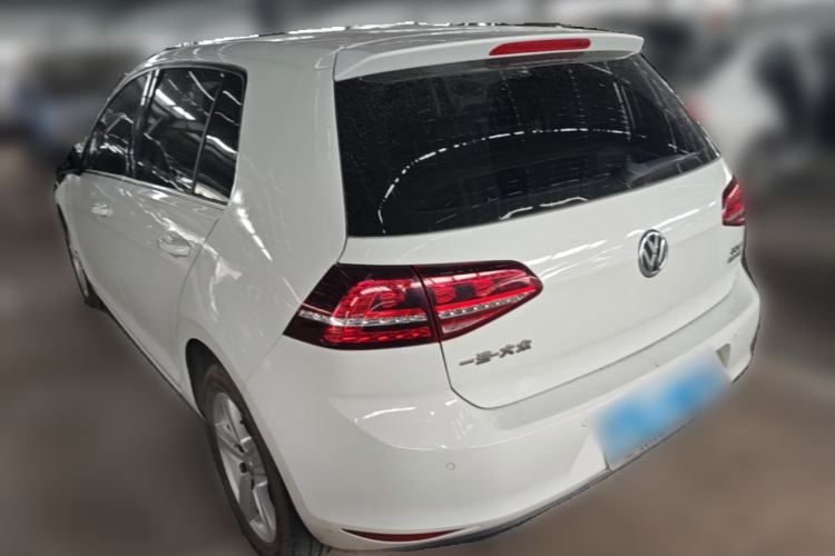 Used Volkswagen Golf 2017 230TSI Automatic Comfort Edition – Celebrating Milestone of One Million Units Rear Left 45 Deg