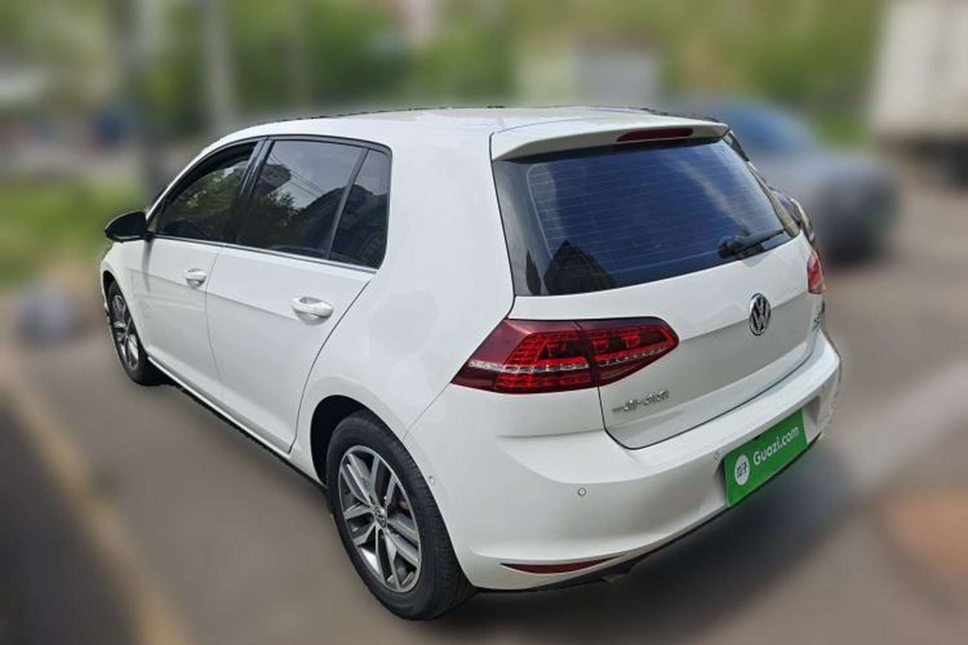 Used Volkswagen Golf 2017 230TSI Automatic Luxury Million-Vehicle Commemorative Edition Rear Left 45 Deg