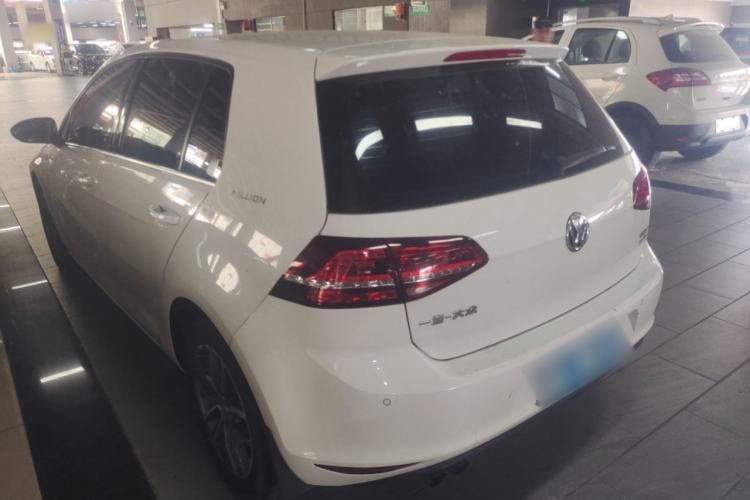 Used Volkswagen Golf 2017 230TSI Automatic Comfort Edition – Celebrating Milestone of One Million Units Rear Left 45 Deg