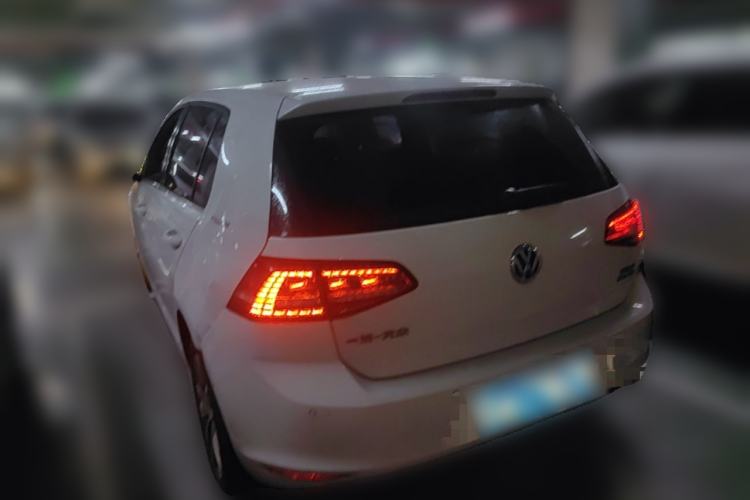 Used Volkswagen Golf 2017 230TSI Automatic Luxury Million-Vehicle Commemorative Edition Rear Left 45 Deg