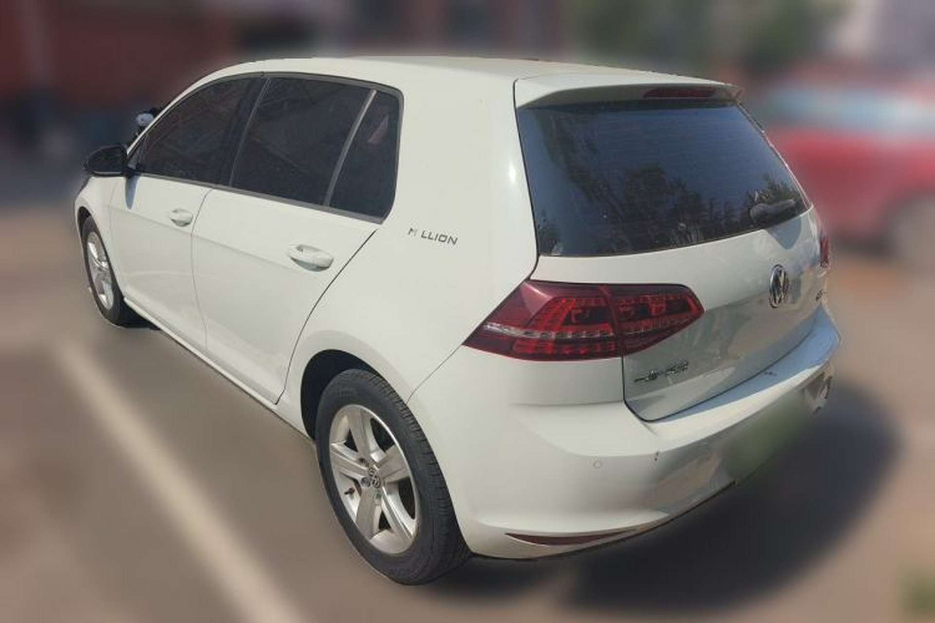 Used Volkswagen Golf 2017 1.6L Automatic Comfort Million-Vehicle Anniversary Edition Rear Left 45 Deg