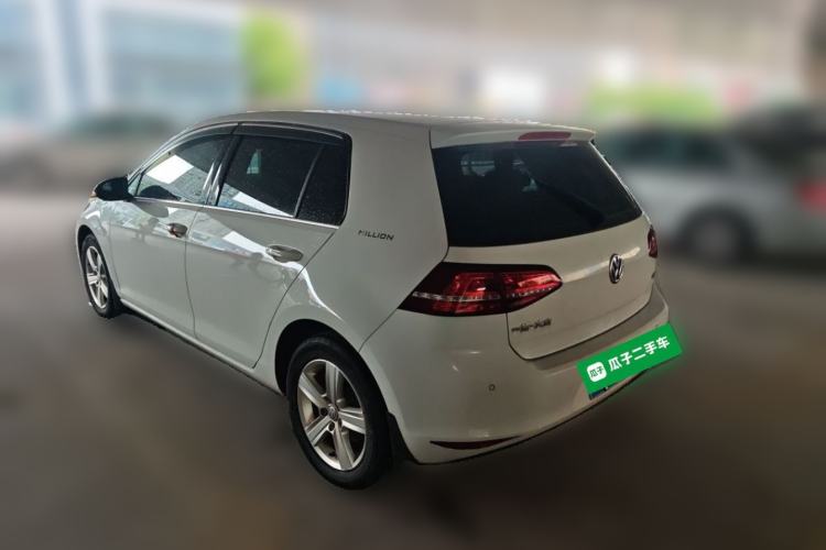 Used Volkswagen Golf 2017 1.6L Automatic Comfort Million-Vehicle Anniversary Edition Rear Left 45 Deg