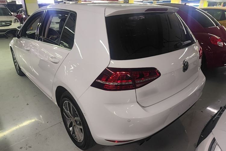 Used Volkswagen Golf 2017 230TSI Automatic Luxury Million-Vehicle Commemorative Edition Rear Left 45 Deg