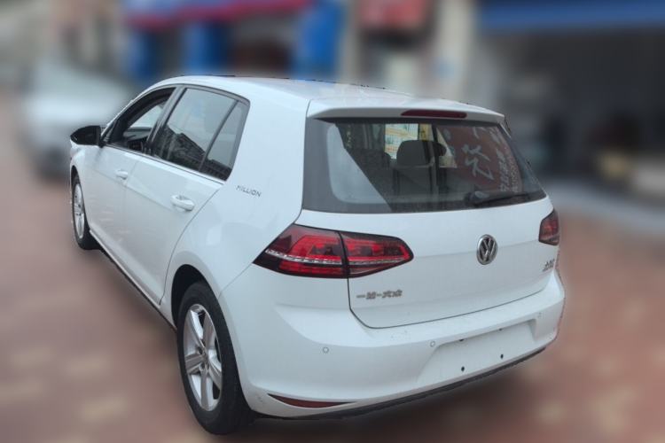 Used Volkswagen Golf 2017 230TSI Automatic Comfort Edition – Celebrating Milestone of One Million Units Rear Left 45 Deg