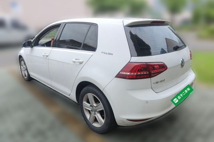 Used Volkswagen Golf 2017 1.6L Automatic Comfort Million-Vehicle Anniversary Edition Rear Left 45 Deg