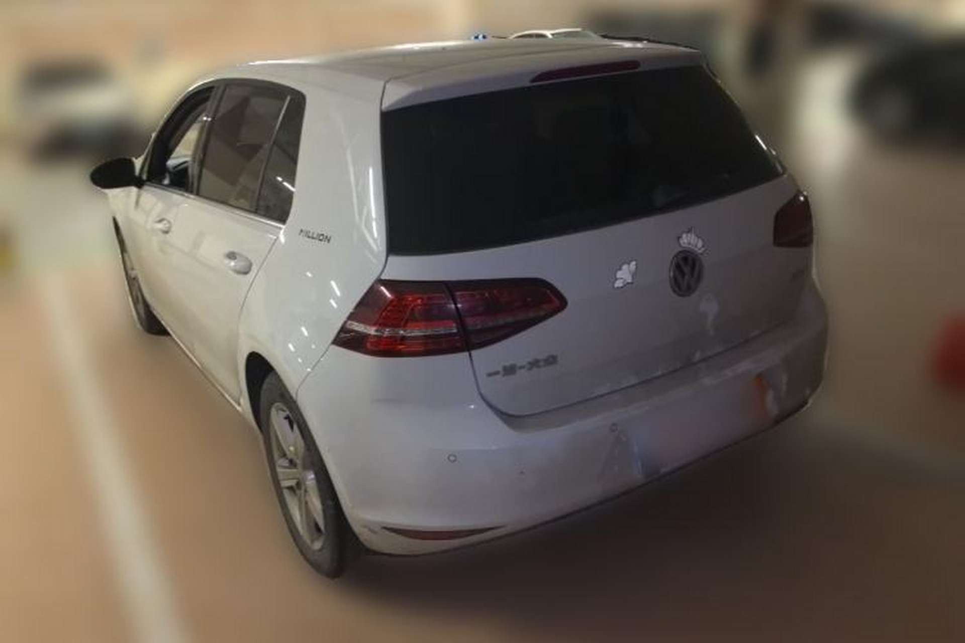 Used Volkswagen Golf 2017 1.6L Automatic Comfort Million-Vehicle Anniversary Edition Rear Left 45 Deg