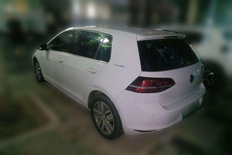 Used Volkswagen Golf 2017 230TSI Automatic Luxury Million-Vehicle Commemorative Edition Rear Left 45 Deg