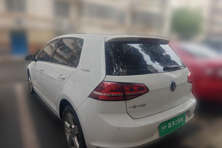 Used Volkswagen Golf 2017 1.6L Automatic Comfort Million-Vehicle Anniversary Edition Rear Left 45 Deg